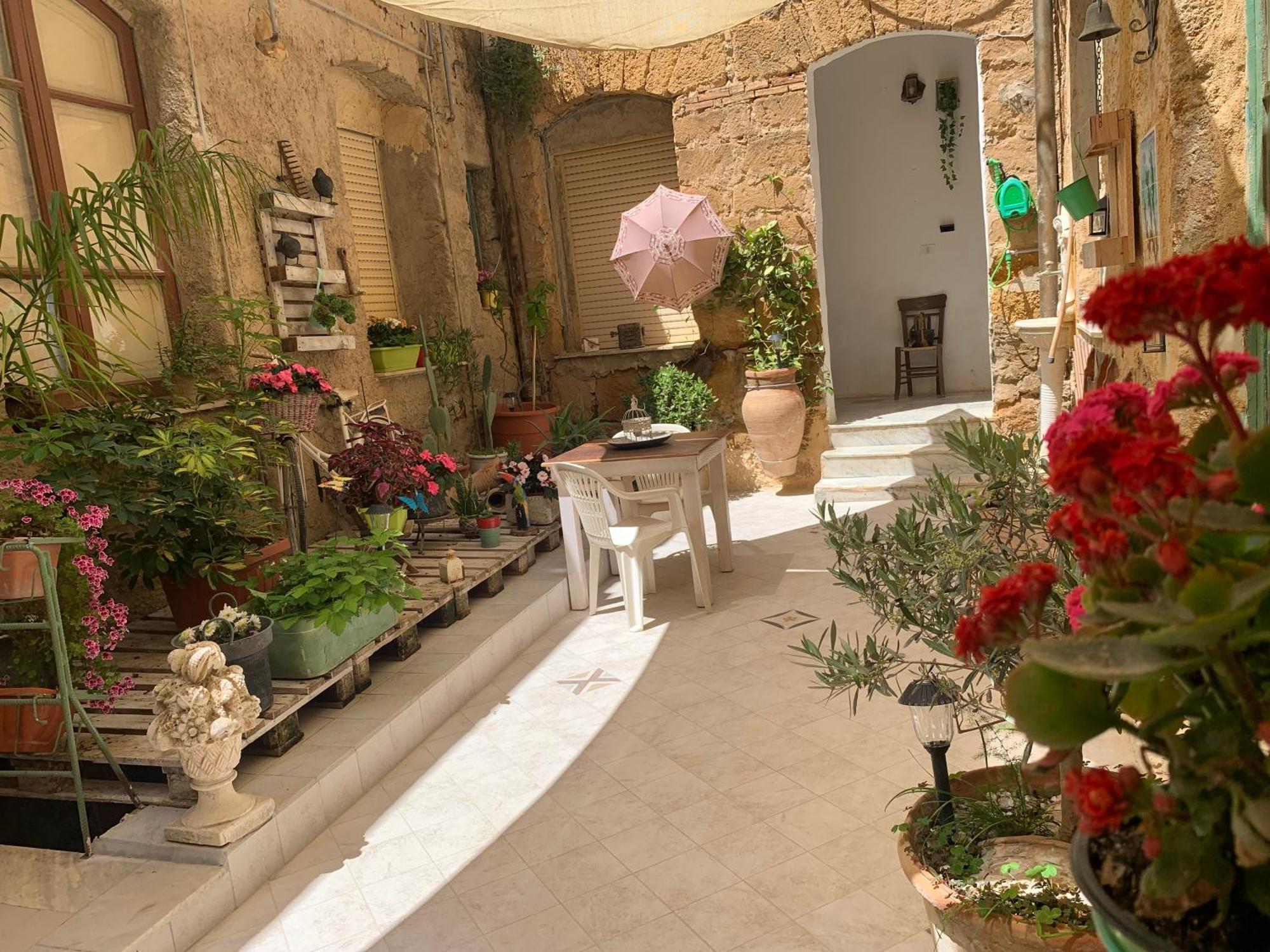Il Vecchio Cortile Apartment Agrigento Exterior photo