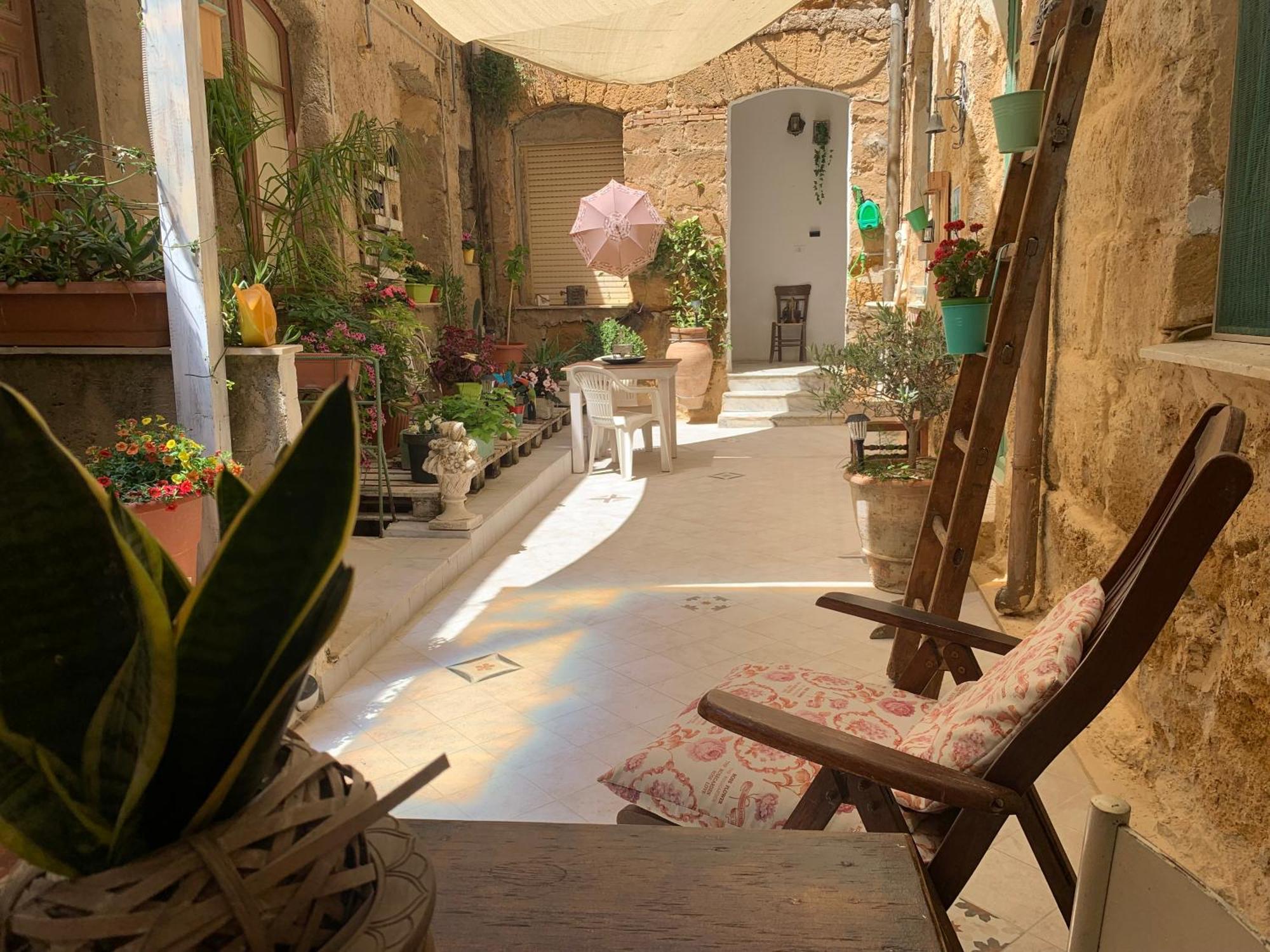 Il Vecchio Cortile Apartment Agrigento Exterior photo