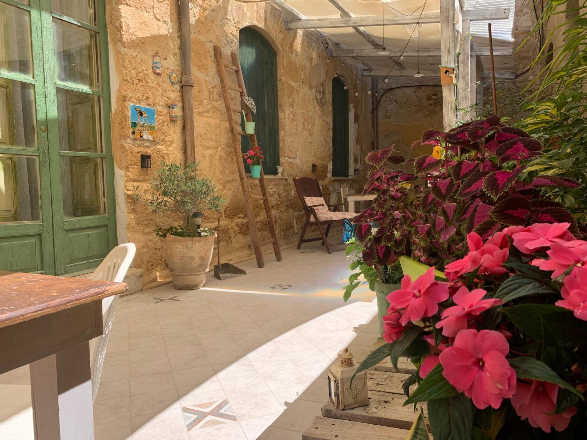 Il Vecchio Cortile Apartment Agrigento Exterior photo